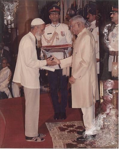 Padm shri Dr. Syed Hasan of Insane school